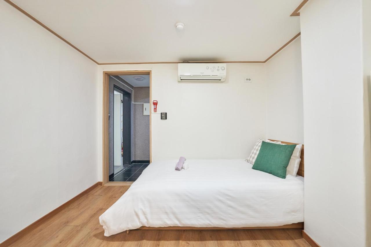 K'Stay Sinchon Seoul Ngoại thất bức ảnh