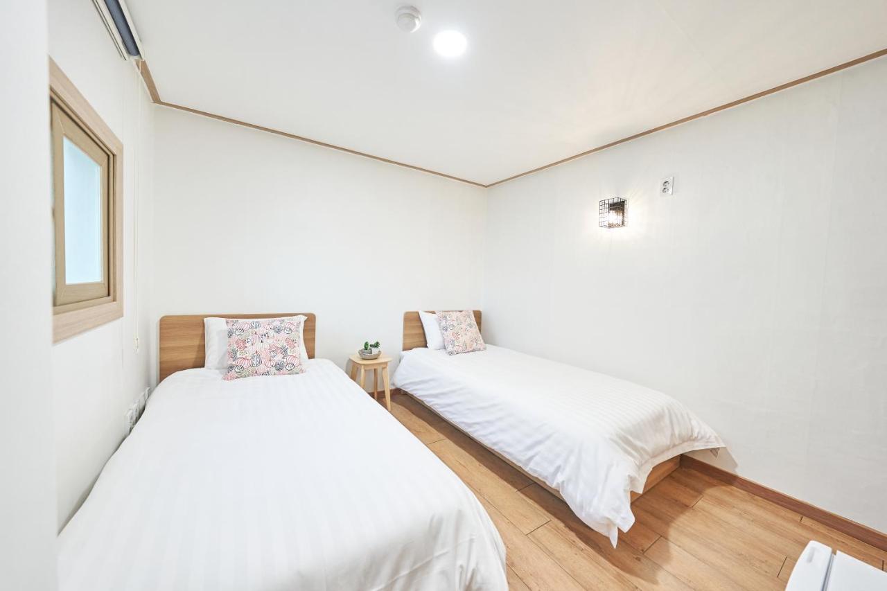 K'Stay Sinchon Seoul Ngoại thất bức ảnh
